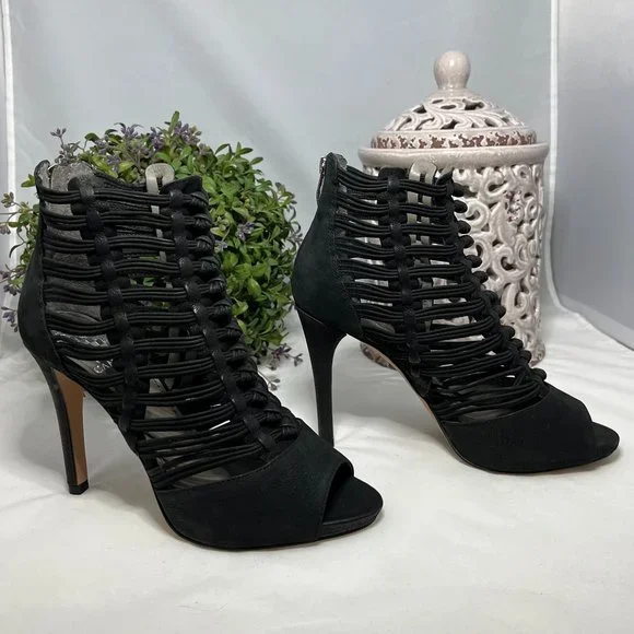 Vince Camuto Heeled Booties - NEW - Picture 6 of 9